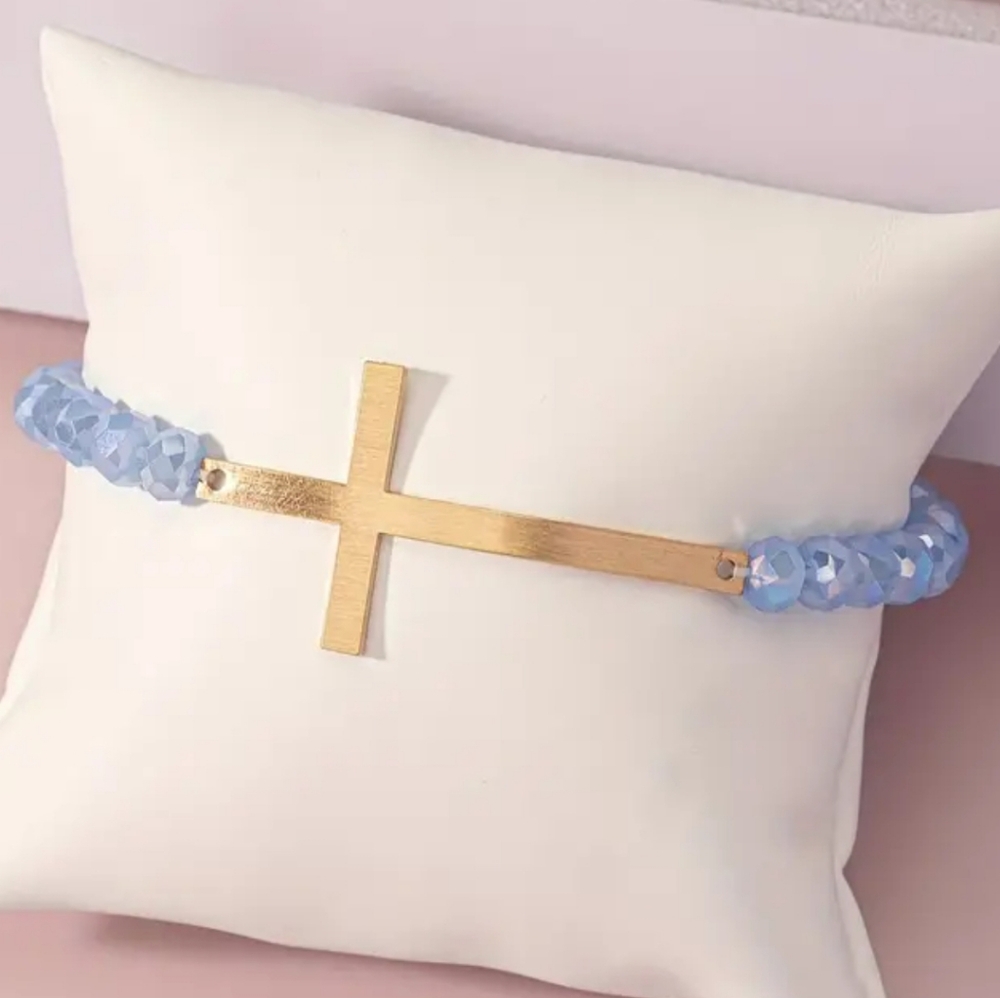 Delicate Faceted Glass Bead Stretch Bracelet. NWT